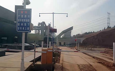 基于物联网与RFID的智慧停车解决方案：从痛点到落地